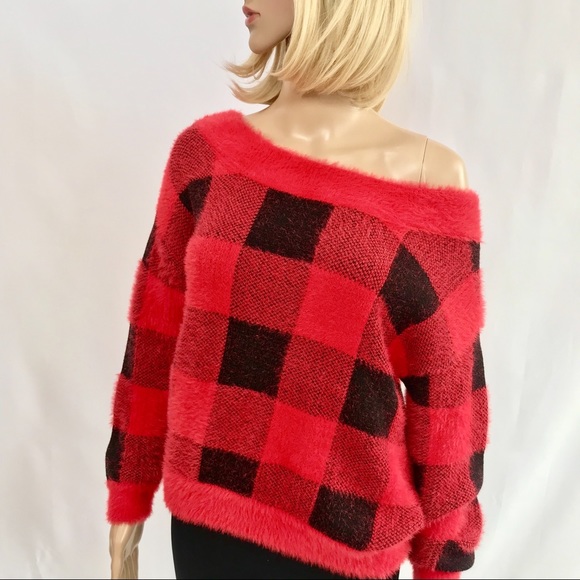 🔥NWT Express Red & Black Off-The-Shoulder Sweater - Picture 2 of 8